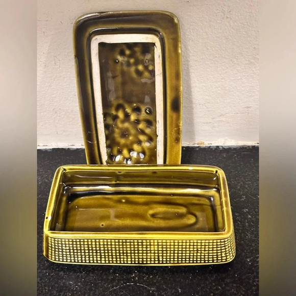 Tilso Japan Hand-painted Trinket Box with Lid - Picture 2 of 5